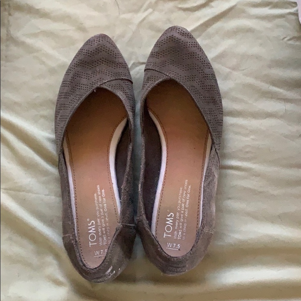 TOMS flats